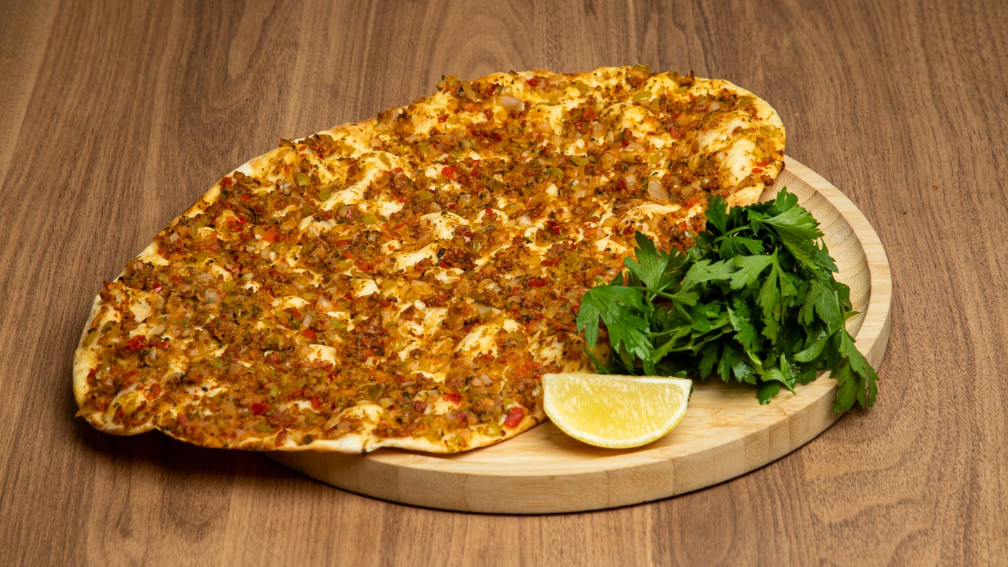 Lahmacun qozlu